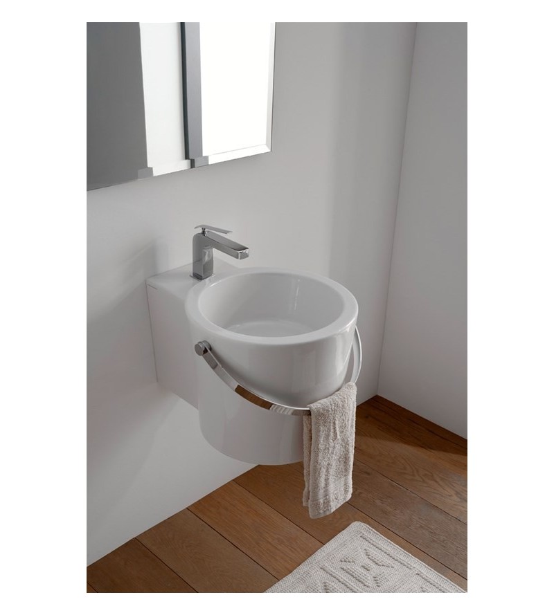 Lay-on or wall-hung washbasin Scarabeo Bucket 30R 8802