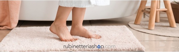 Come scegliere il tappeto bagno adatto perfetto